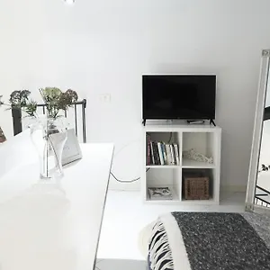 Comecasa Grazioso Loft In Crocetta Near Mangiagalli Апартаменты